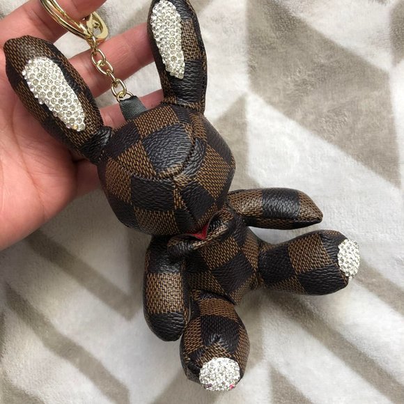 Adorable 🥰 bunny 🐰 keychain and bag charm in DA print with Swarovski crystal - Picture 3 of 5